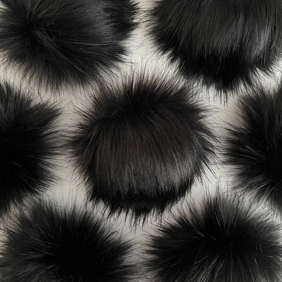 THE POM - GRAY luxury faux fur pom pom