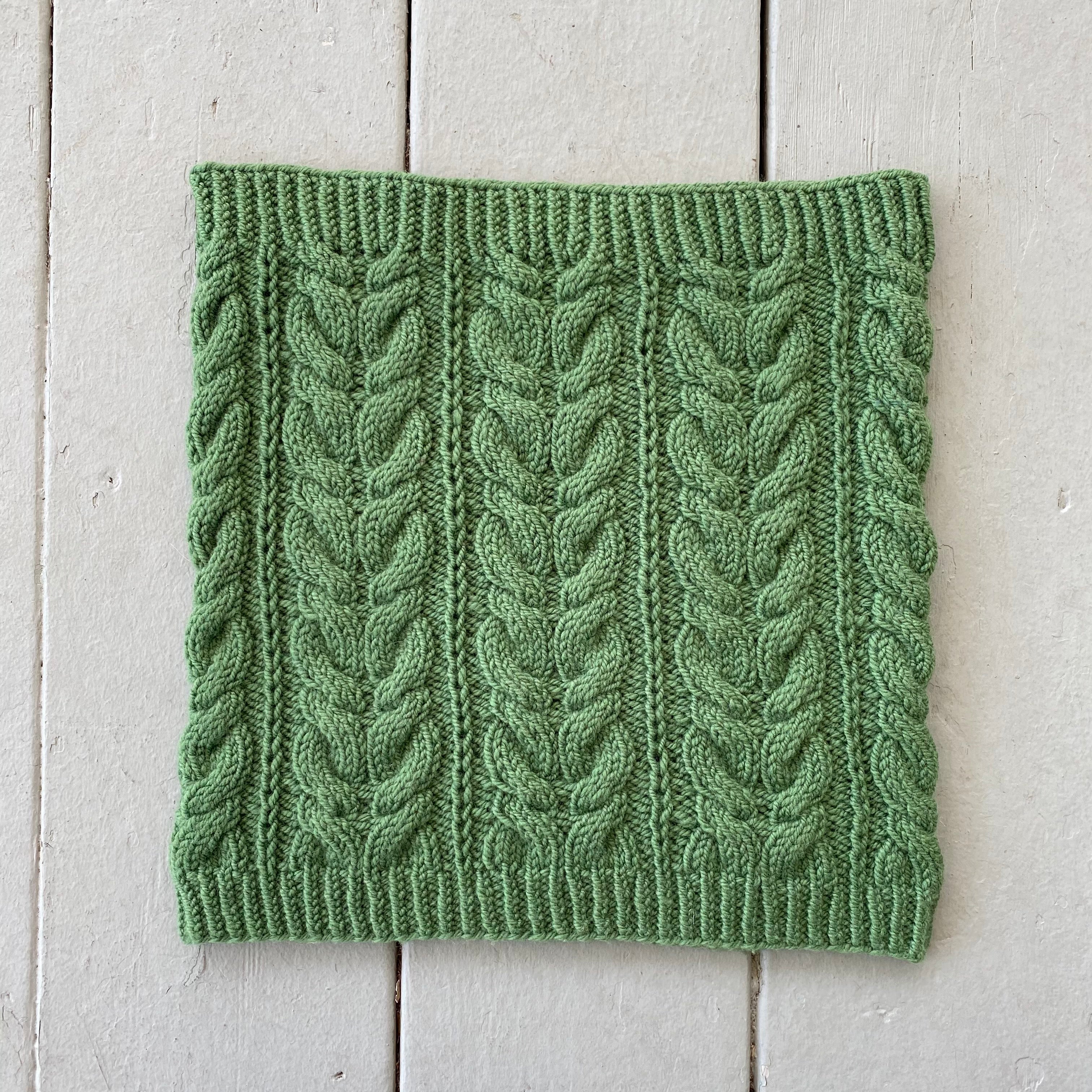 Oasis Cowl Pattern