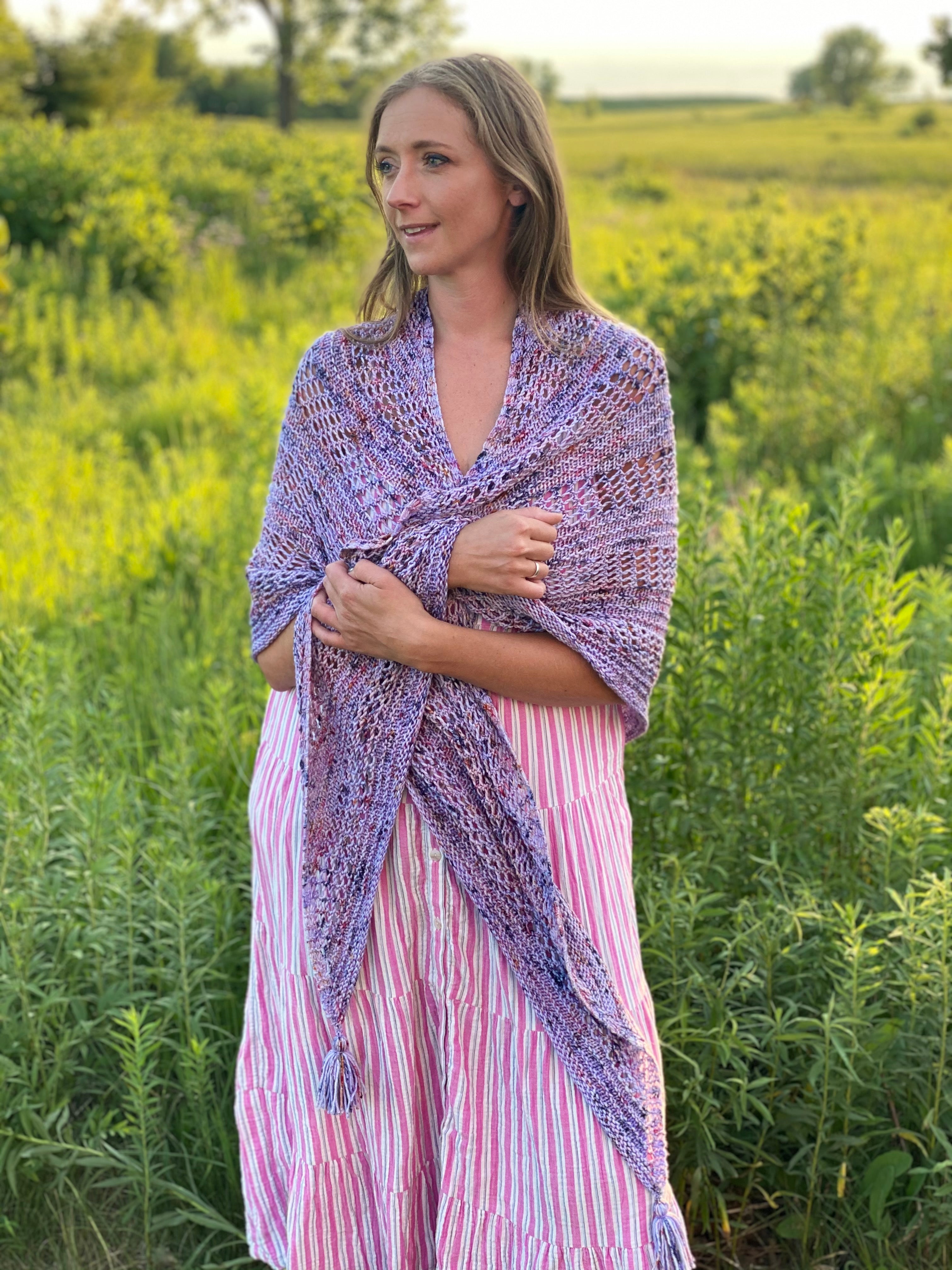 May FREE pattern of the month: Countryside Shawl