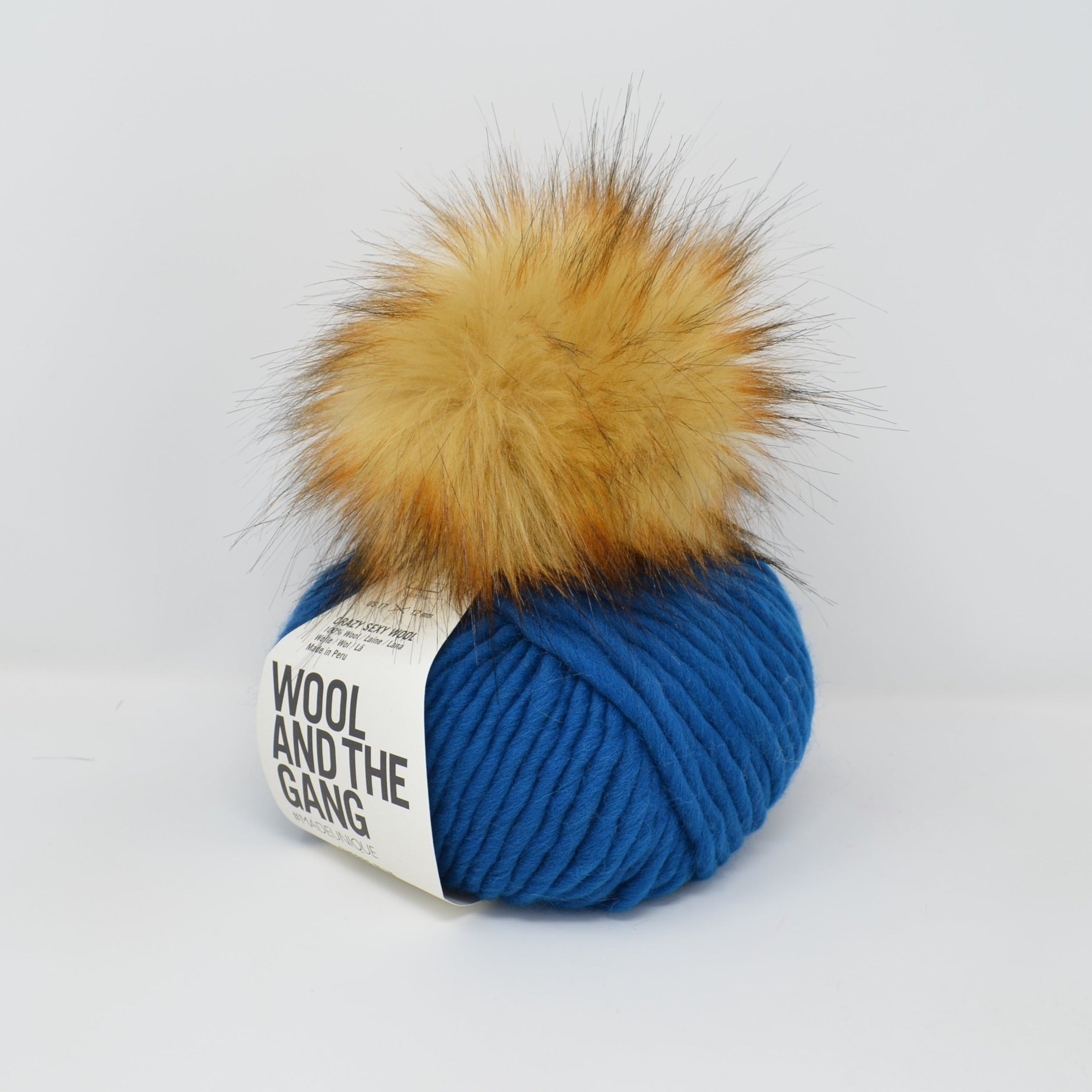 Super Bulky Skein + Pom Kit (Sherpa Blue/Cinnamon)
