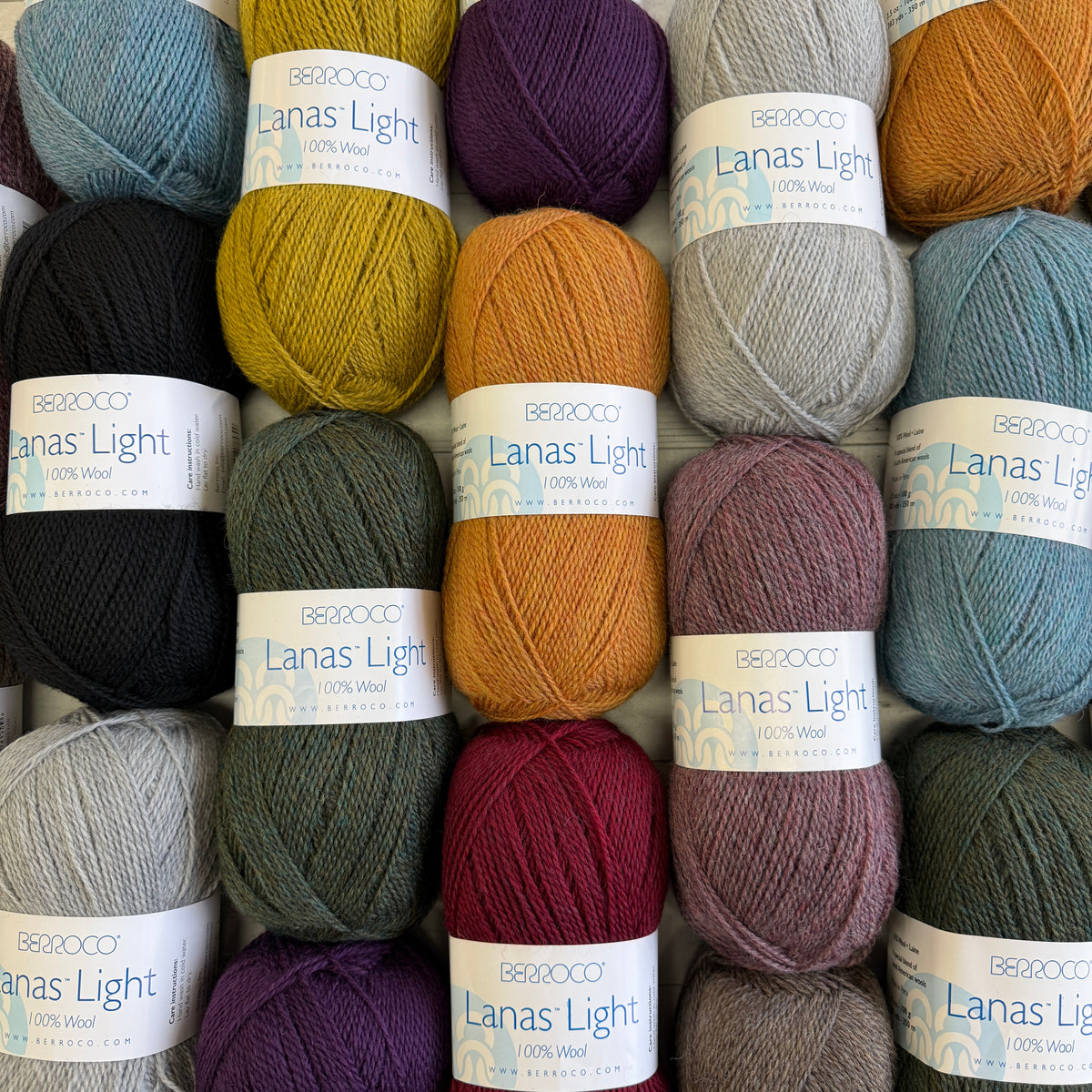 Lanas Light - Eggplant 78147 – Three Birds Yarn Studio