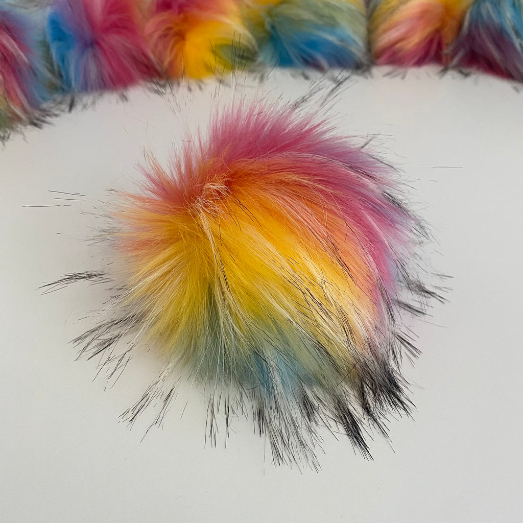 Ikigaifiber Faux Fur Pom-Pom - River Colors Studio