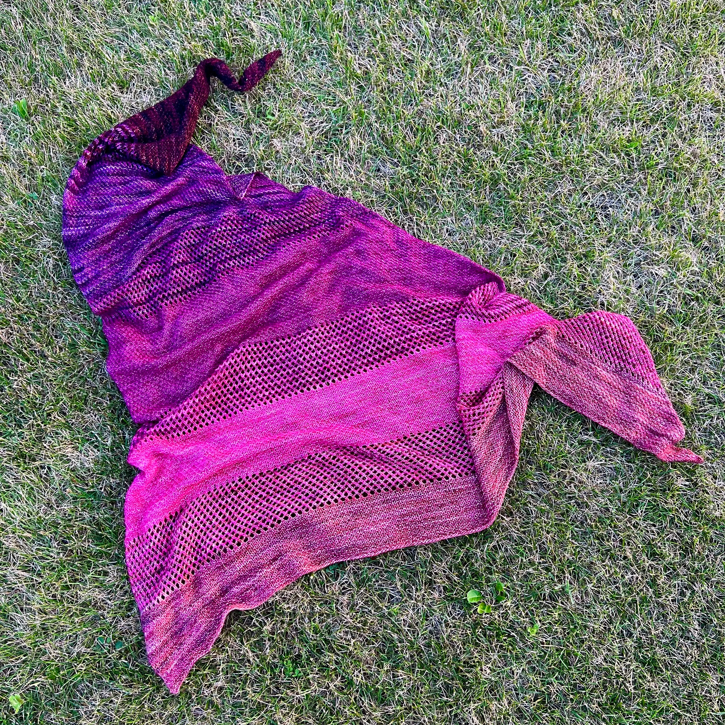Shawl In Reverse Pattern