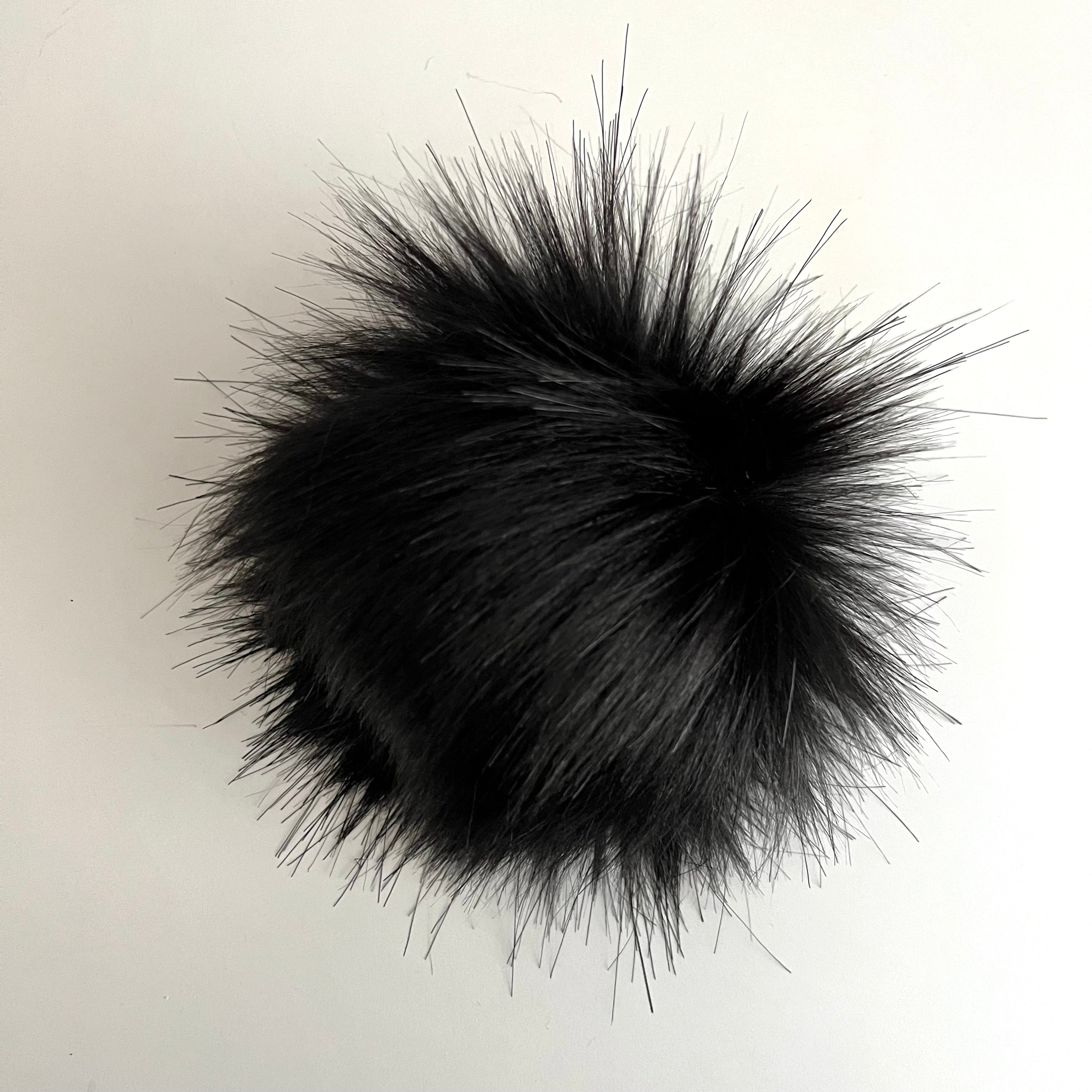 EMO luxury faux fur pom pom